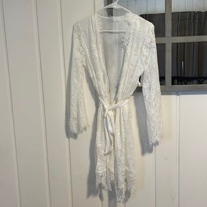 White Lace Bridal Robe